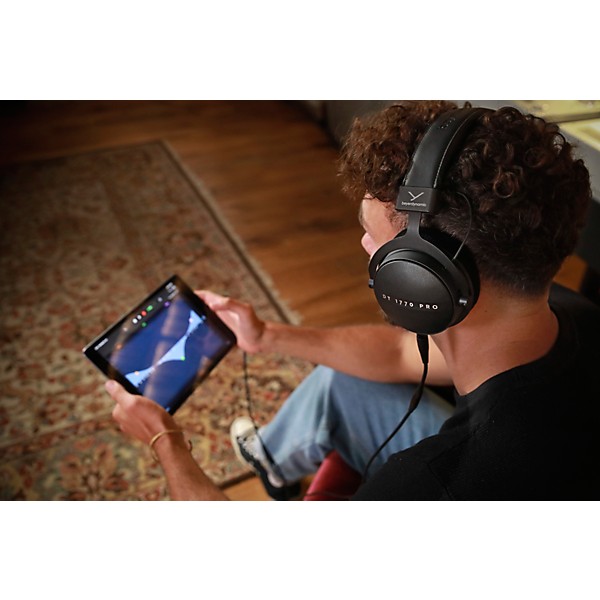 Open Box beyerdynamic DT 1770 PRO MKII Level 1