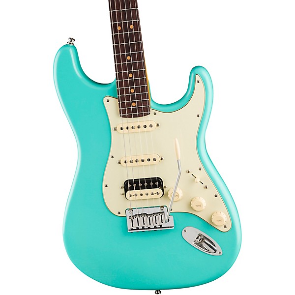 Fender American Ultra Luxe Vintage '60s Stratocaster HSS Rosewood Fingerboard Electric Guitar Sea Foam Green