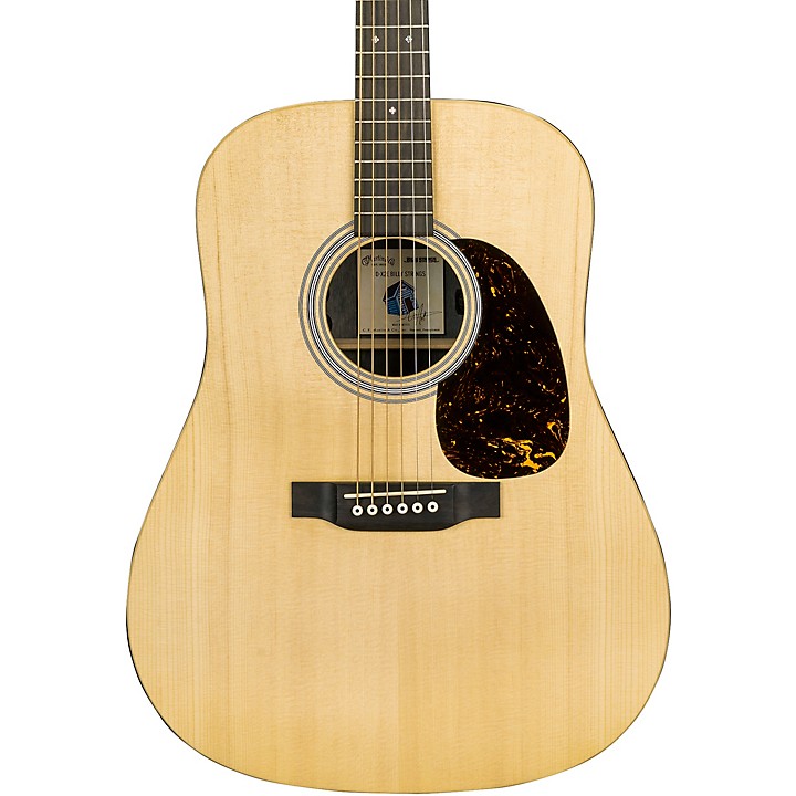 Martin Guitars: A Technical Reference 洋書 Martin Guitars: A History & Technical Reference Richard