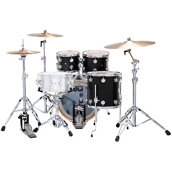 DW SSC Collectors Series 4-Piece Satin Oil Shell Pack With 20" Bass Drum Ebony Satin Oil