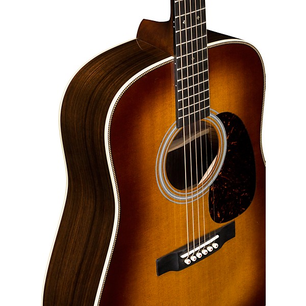 Martin HD-28 Standard Dreadnought Acoustic Guitar Ambertone