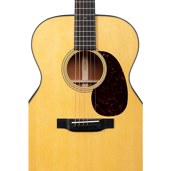 Martin 000-18 Standard Auditorium Acoustic Guitar Natural