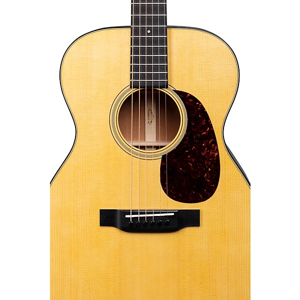 Martin 00-18 Standard Grand Concert Acoustic Guitar Natural