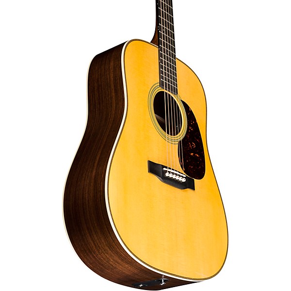 Martin HD-28E Standard L.R. Baggs Dreadnought Acoustic-Electric Guitar Natural