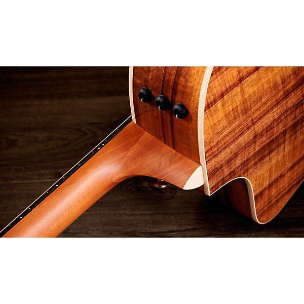 Taylor 214ce-K DLX Grand Auditorium Acoustic-Electric Guitar - Natural