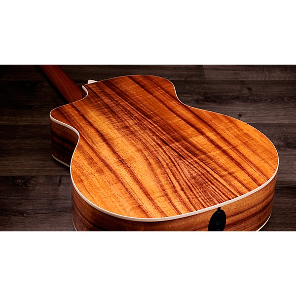 Taylor 214ce-K DLX Grand Auditorium Acoustic-Electric Guitar - Natural