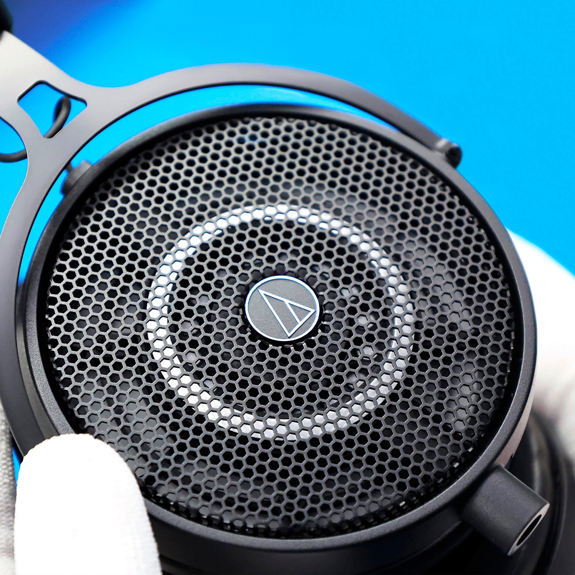 Audio-Technica ATH-R50x Professional Reference Headphone Audio-Technica ATH-R50x Professional Reference Headphone