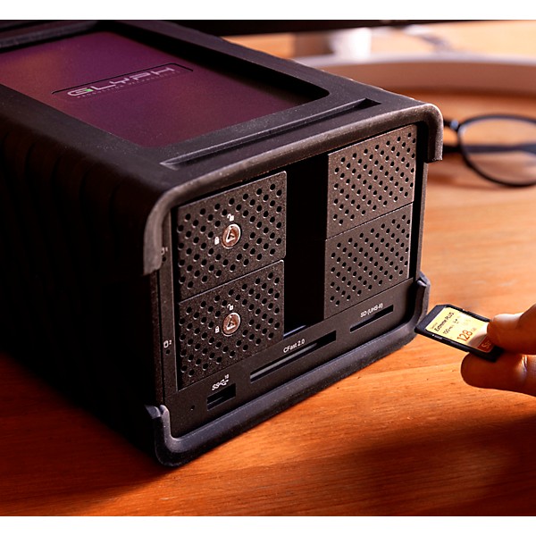 Glyph Blackbox PRO RAID Desktop Drive Thunderbolt 3 3 TB