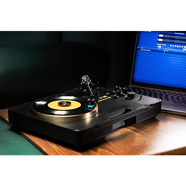 KORG handytraxx 1bit High-Resolution Portable Record Player