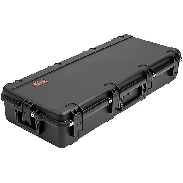 QSC Active 3-Way Column Loudspeaker With SKB iSeries Cases, White