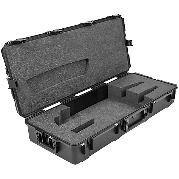 QSC Active 3-Way Column Loudspeaker With SKB iSeries Cases, White