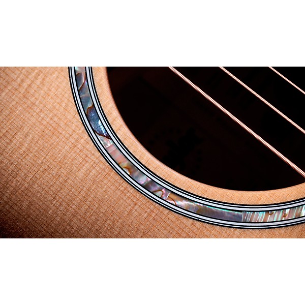 Taylor Custom Sitka Spruce-Big Leaf Maple Grand Auditorium Acoustic-Electric Guitar Cranberry Edgeburst