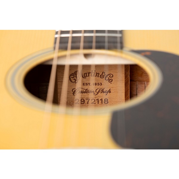 Martin Custom Shop 18 Style Adirondack Spruce-Flamed Mahogany Dreadnought Acoustic Guitar Aged Toner