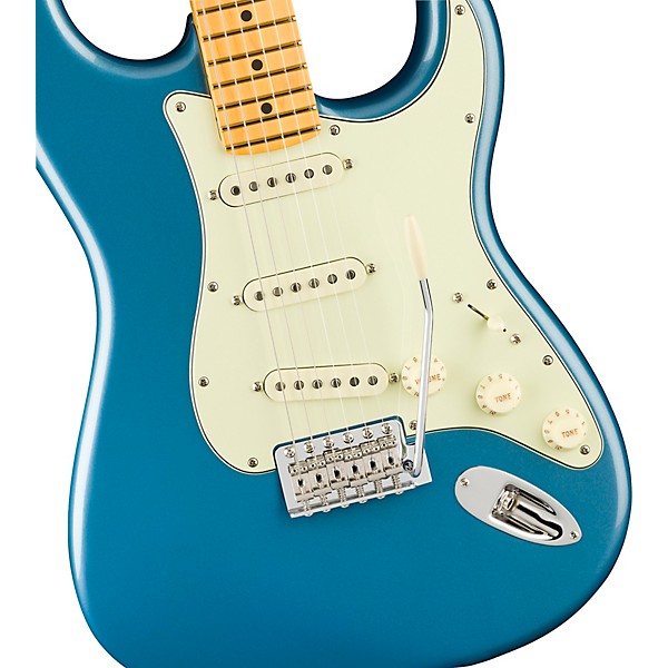 Fender American Professional Classic Stratocaster Maple Fingerboard Electric Guitar Faded Lake Placid Blue