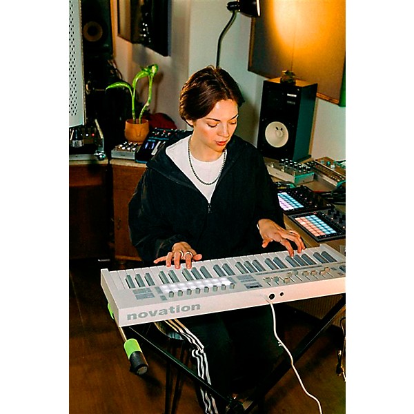 Open Box Novation Launchkey 49 MK4 Keyboard Controller Level 1 White