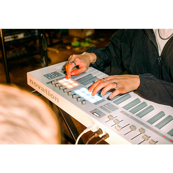 Open Box Novation Launchkey 49 MK4 Keyboard Controller Level 1 White