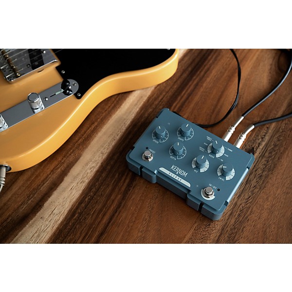 Kernom Elipse Modulation Effects Pedal Teal