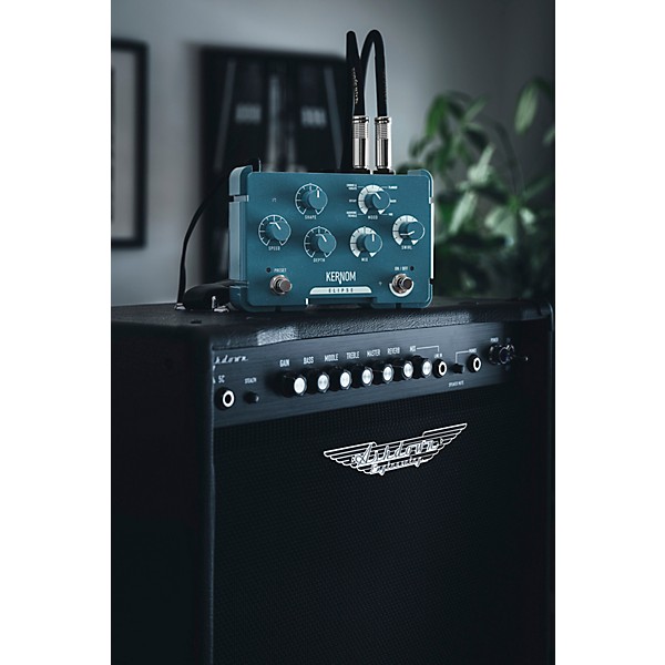 Kernom Elipse Modulation Effects Pedal Teal