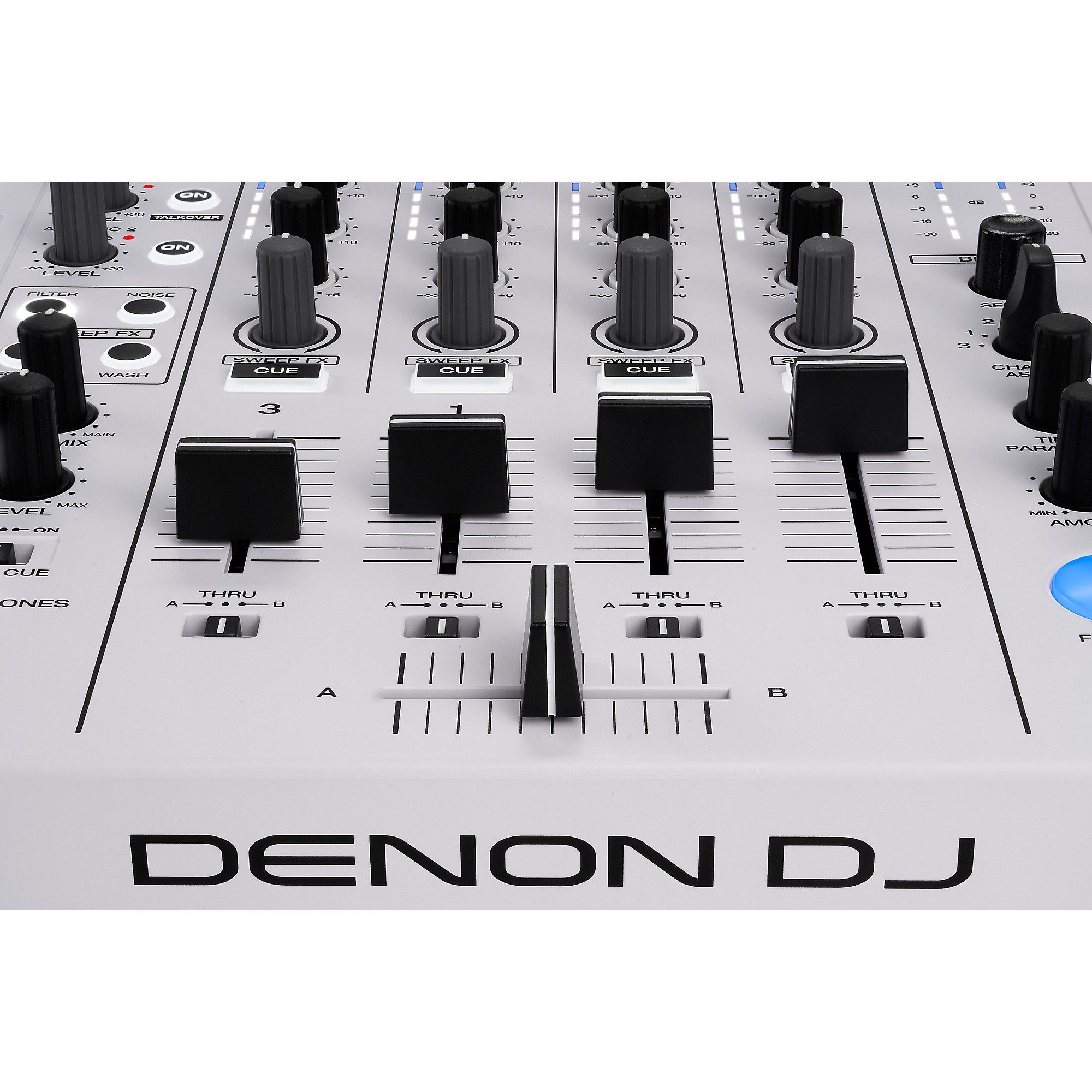 Denon DJ SC Live 4 4-Deck Standalone DJ System White