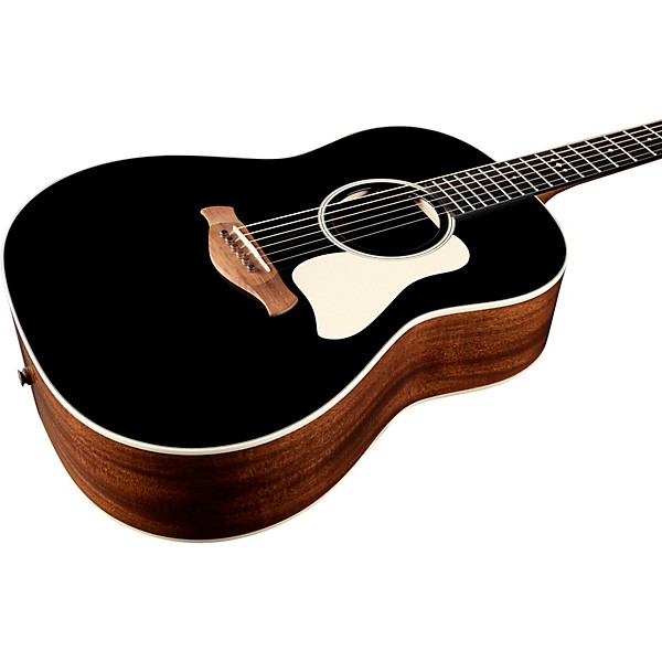 Taylor Gold Label 517e Grand Pacific Acoustic-Electric