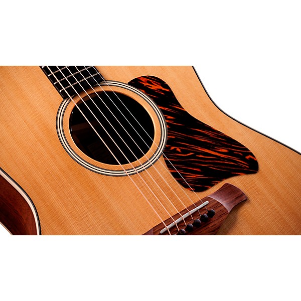 Taylor Gold Label 517e Grand Pacific Acoustic-Electric Guitar Natural