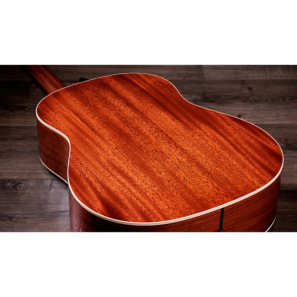 Taylor Gold Label 517e Grand Pacific Acoustic-Electric Guitar Golden Brown Shaded Edgeburst