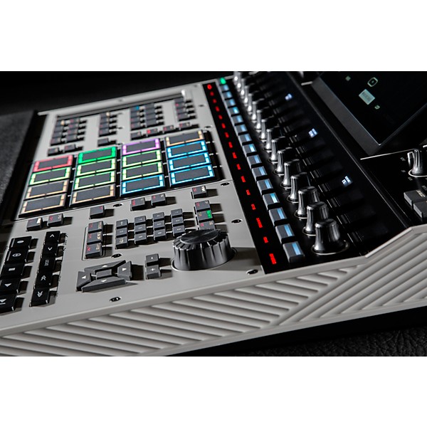 Akai Professional MPC XL Standalone Production Workstation