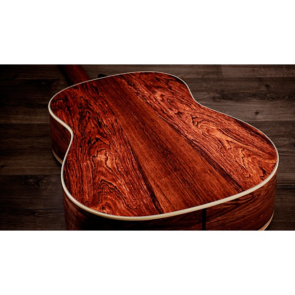 Taylor Gold Label 817e Grand Pacific Acoustic-Electric Guitar Golden Brown Shaded Edgeburst