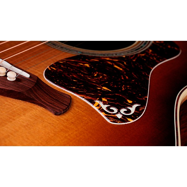 Taylor Gold Label 817e Grand Pacific Acoustic-Electric Guitar Golden Brown Shaded Edgeburst