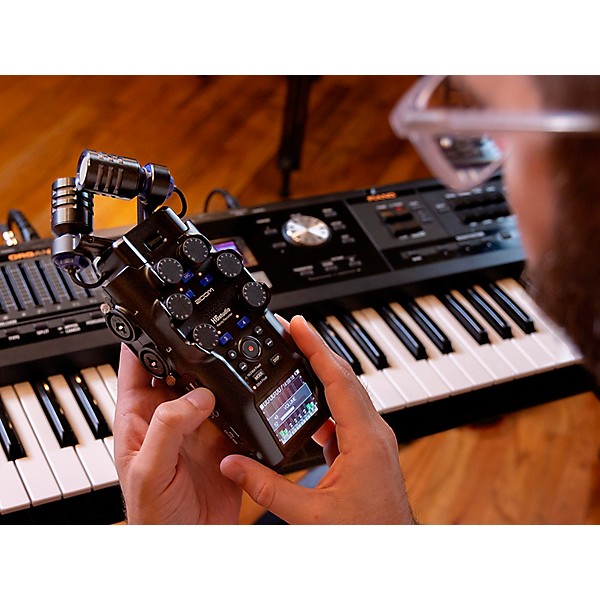 Zoom H6studio Handheld Recorder