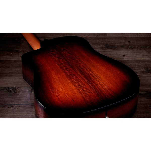 Taylor 260ce-K DLX 10-String Dreadnought Acoustic-Electric Bajo Quinto Shaded Edge Burst