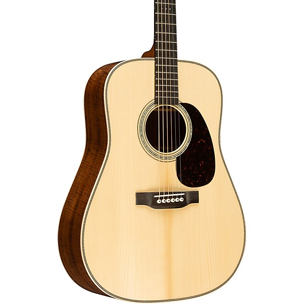 Martin Custom Shop Adirondack Spruce-Bastogne Walnut Dreadnought Acoustic Guitar Natural