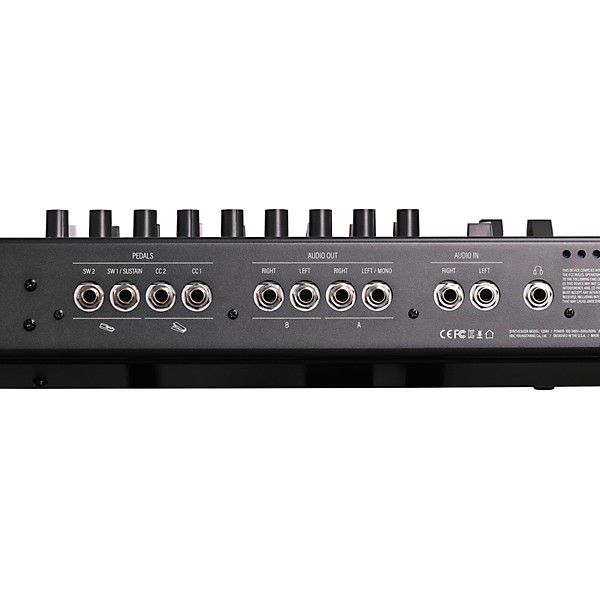 Kurzweil K2061 61-key V.A.S.T. Synthesizer Workstation - Black