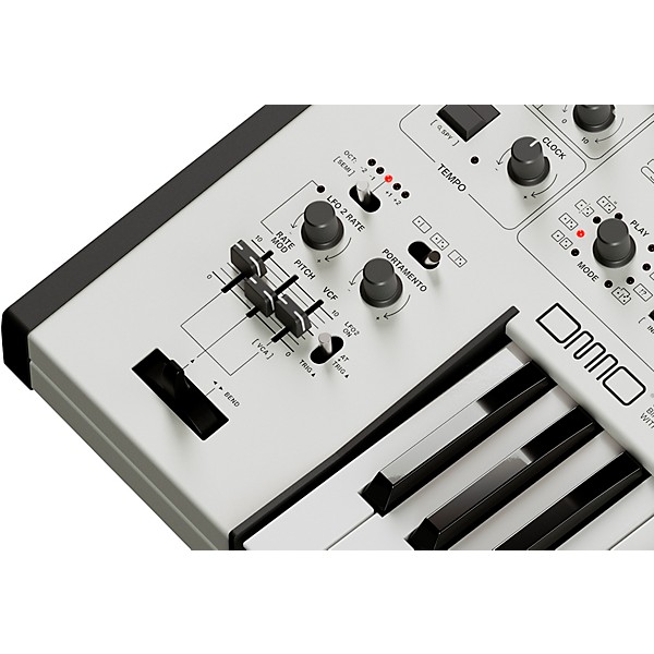 UDO Audio DMNO Polyphonic Hybrid Keyboard Synthesizer White