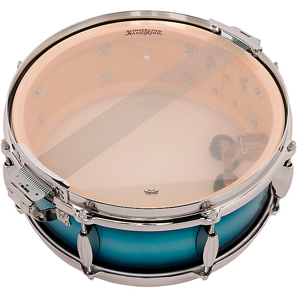 Slingerland Radio King Solid Maple Snare Drum - 14 x 5.5 in. Blue & Silver Lacquer