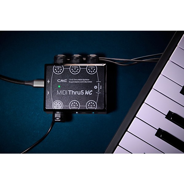 CME MIDI Thru5 WC MIDI Thru/Splitter Box