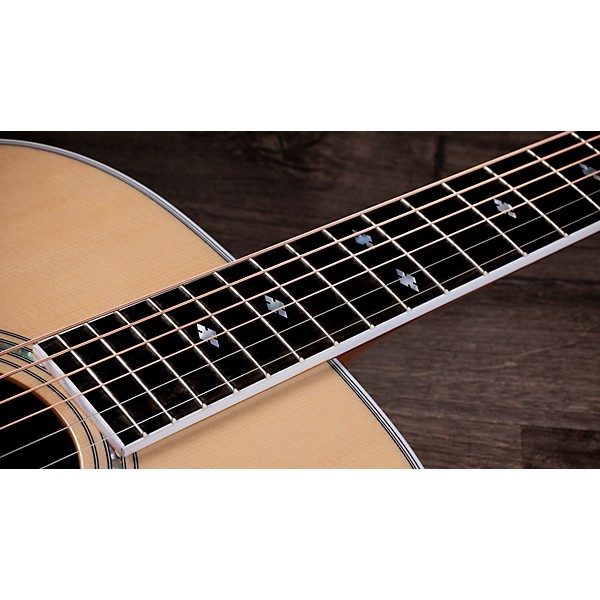 Taylor 810e Legacy Dreadnought Acoustic-Electric Guitar - Natural