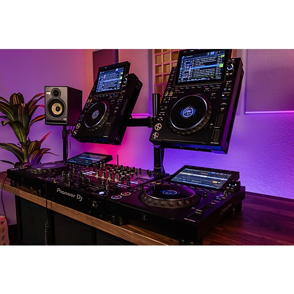 Headliner Avalon CDJ Stand 2