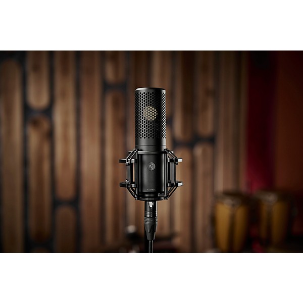 Shure KSM40C Large-Diaphragm Cardioid Condenser Microphone