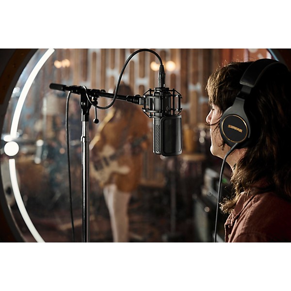 Shure KSM40C Large-Diaphragm Cardioid Condenser Microphone