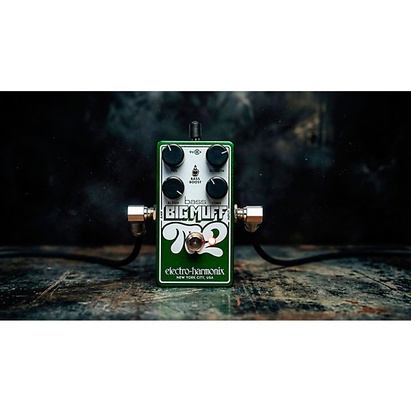 Electro-Harmonix Bass Big Muff Pi 2 Fuzz Pedal - Green