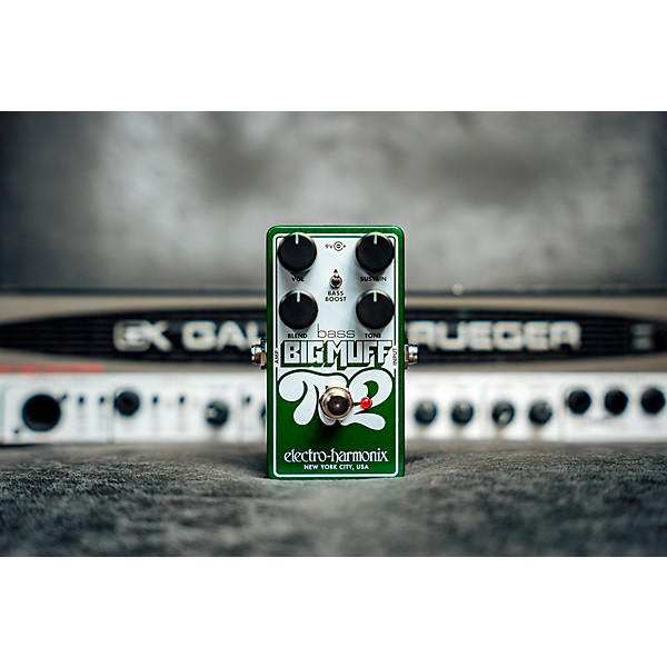 Electro-Harmonix Bass Big Muff Pi 2 Fuzz Pedal - Green