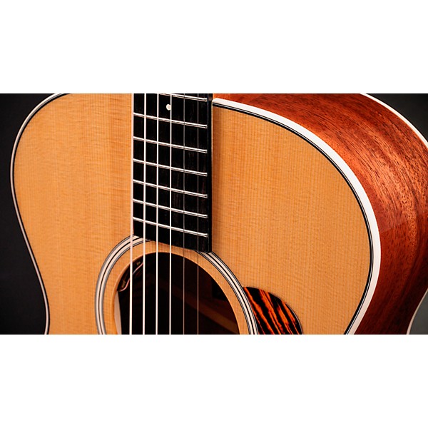 Taylor Gold Label 512e Grand Concert Acoustic-Electric Guitar - Natural