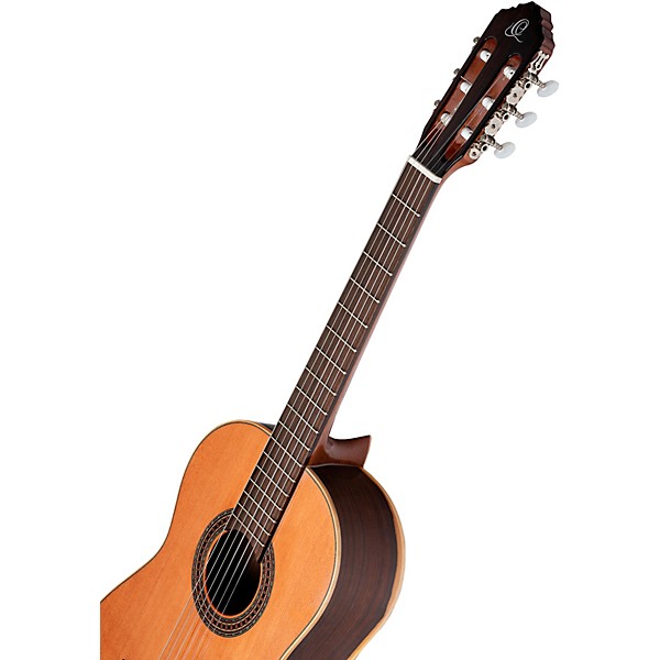 Ortega Traditional Series R225G 7/8-Size Classical Guitar - Natural