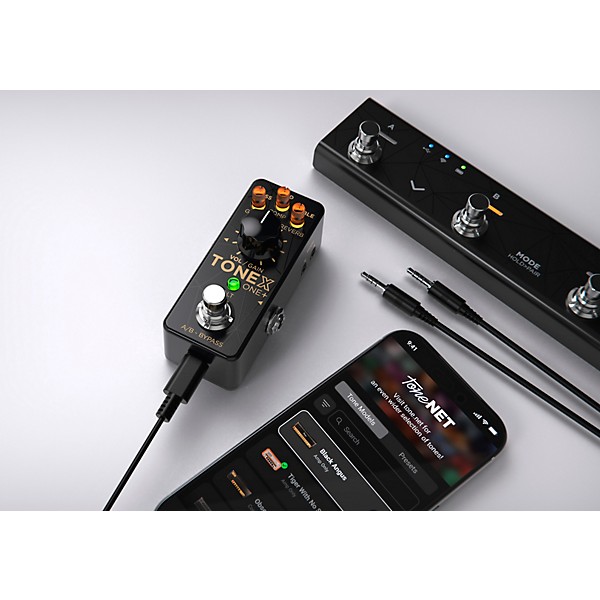 IK Multimedia TONEX ONE+ Amp and Effects Modeling Pedal - Black