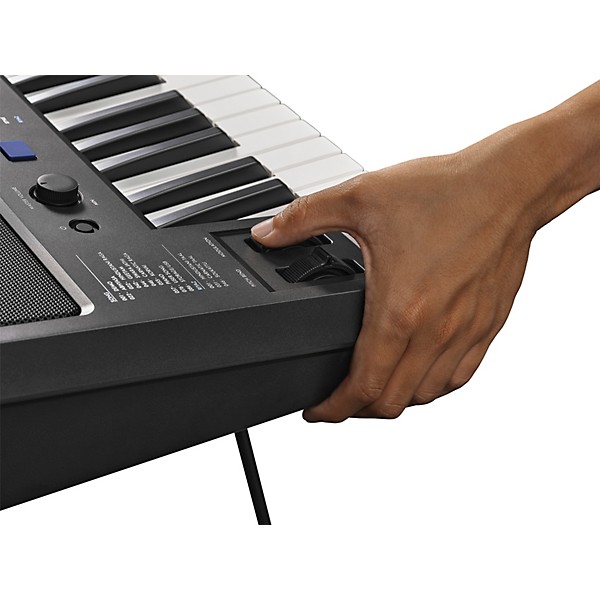 Yamaha PSR-I610 61-Key Portable Keyboard