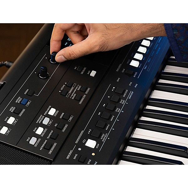 Yamaha PSR-I610 61-Key Portable Keyboard