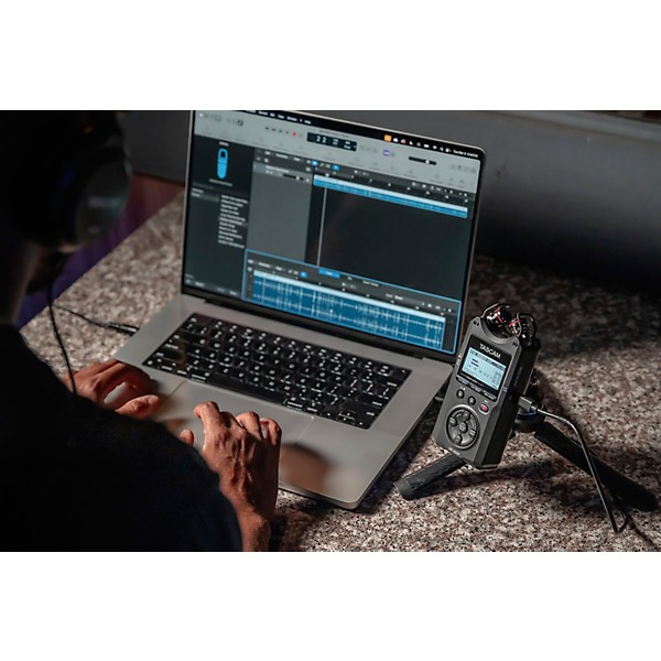 TASCAM DR-40XP Portable Handheld Field Recorder