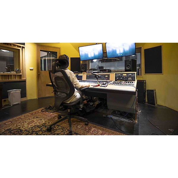 Wavebone Voyager II Studio Chair - Mesh