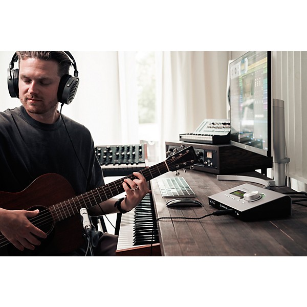 Universal Audio Apollo x4 Gen 2 Audio Interface With UAD Analog Classics